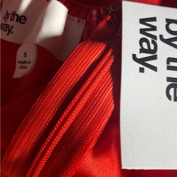 NWT By the way. Ruffle Peyton Cami Mini Dress in Poppy - Size S - Picture 3 of 4